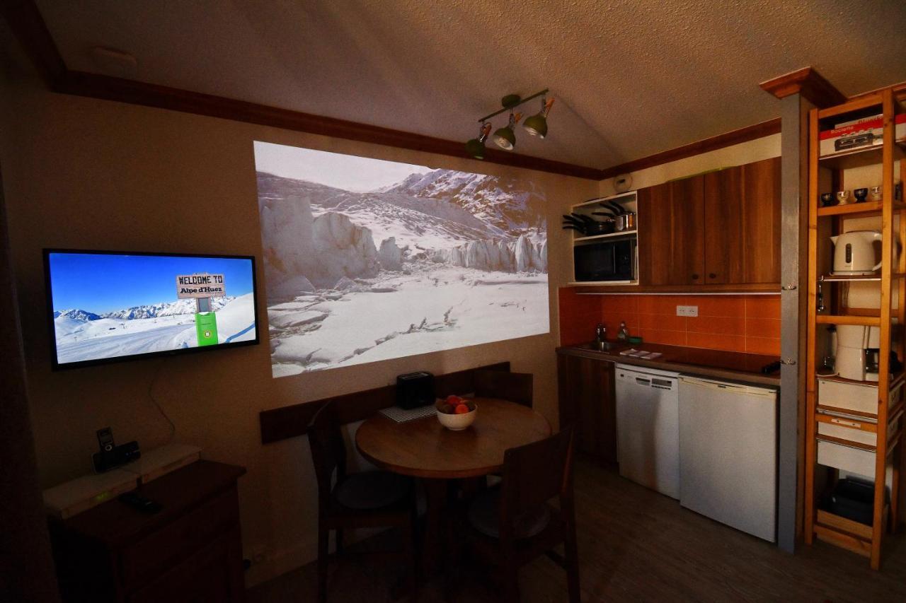 Apartament Superb View+Swim Pool+Smart Tv+Netflix+Projector Huez Zewnętrze zdjęcie